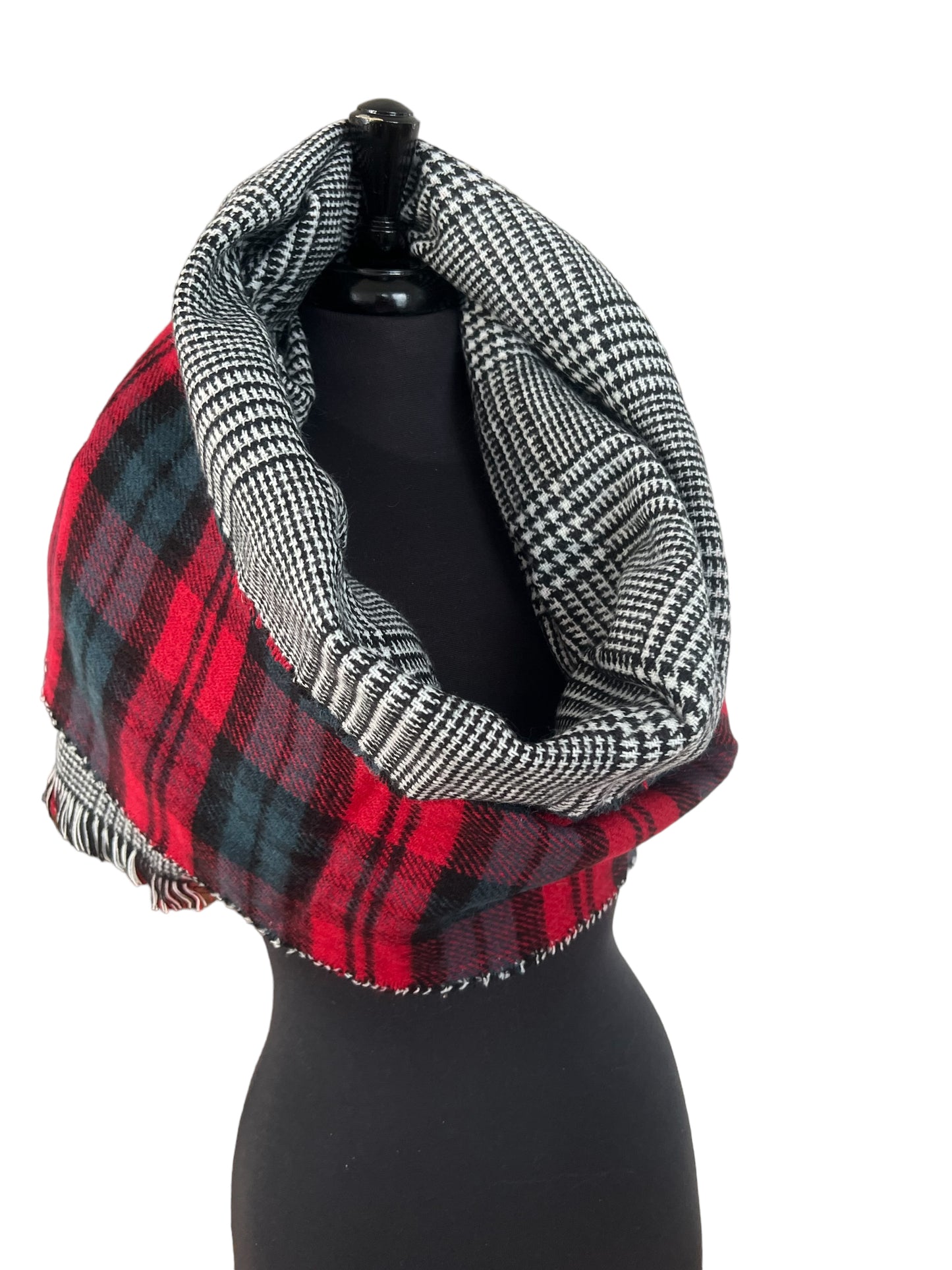 Reversible Plaid & Dogtooth Scarf