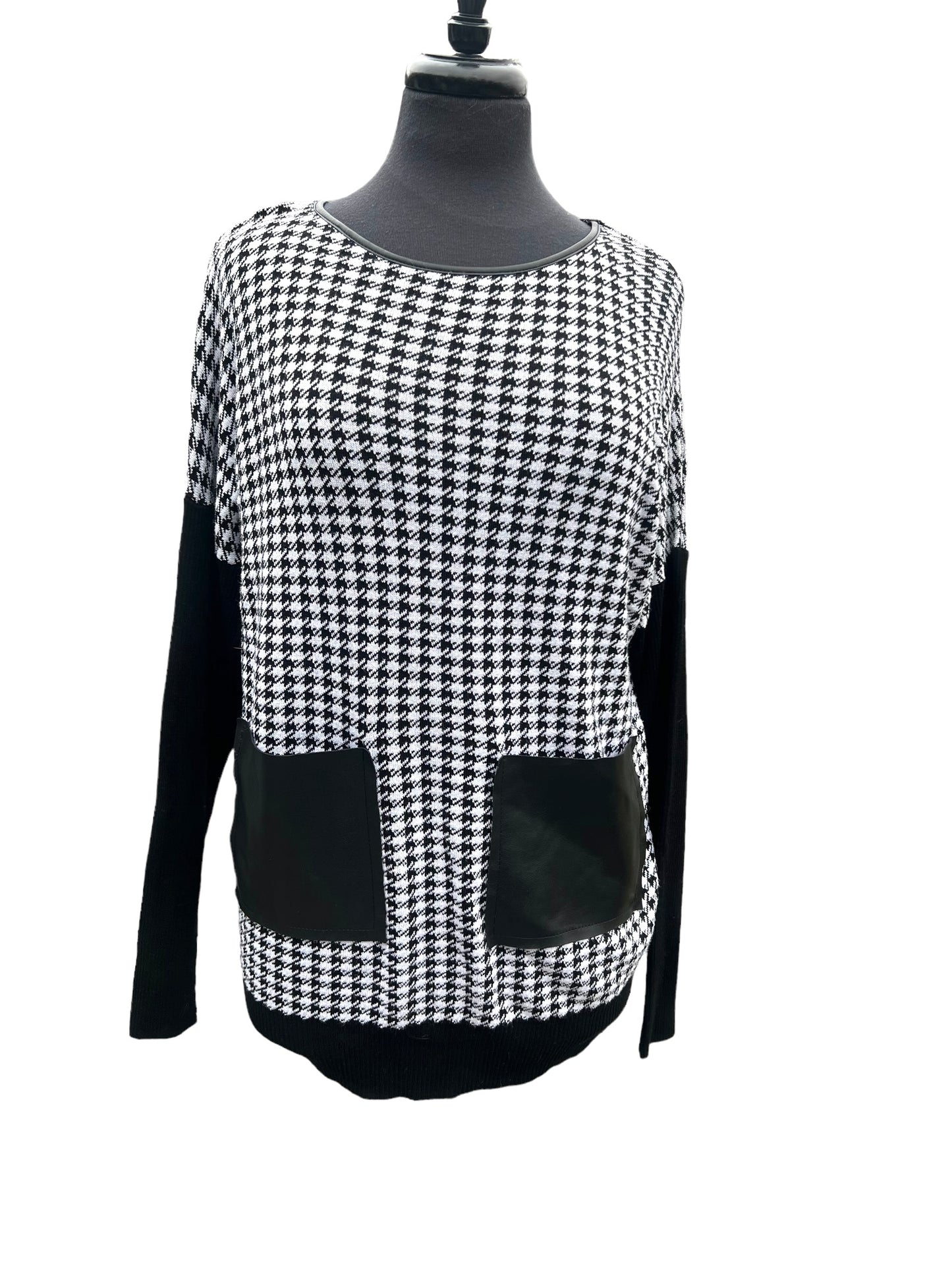 Suzy Shier Dogtooth Sweater