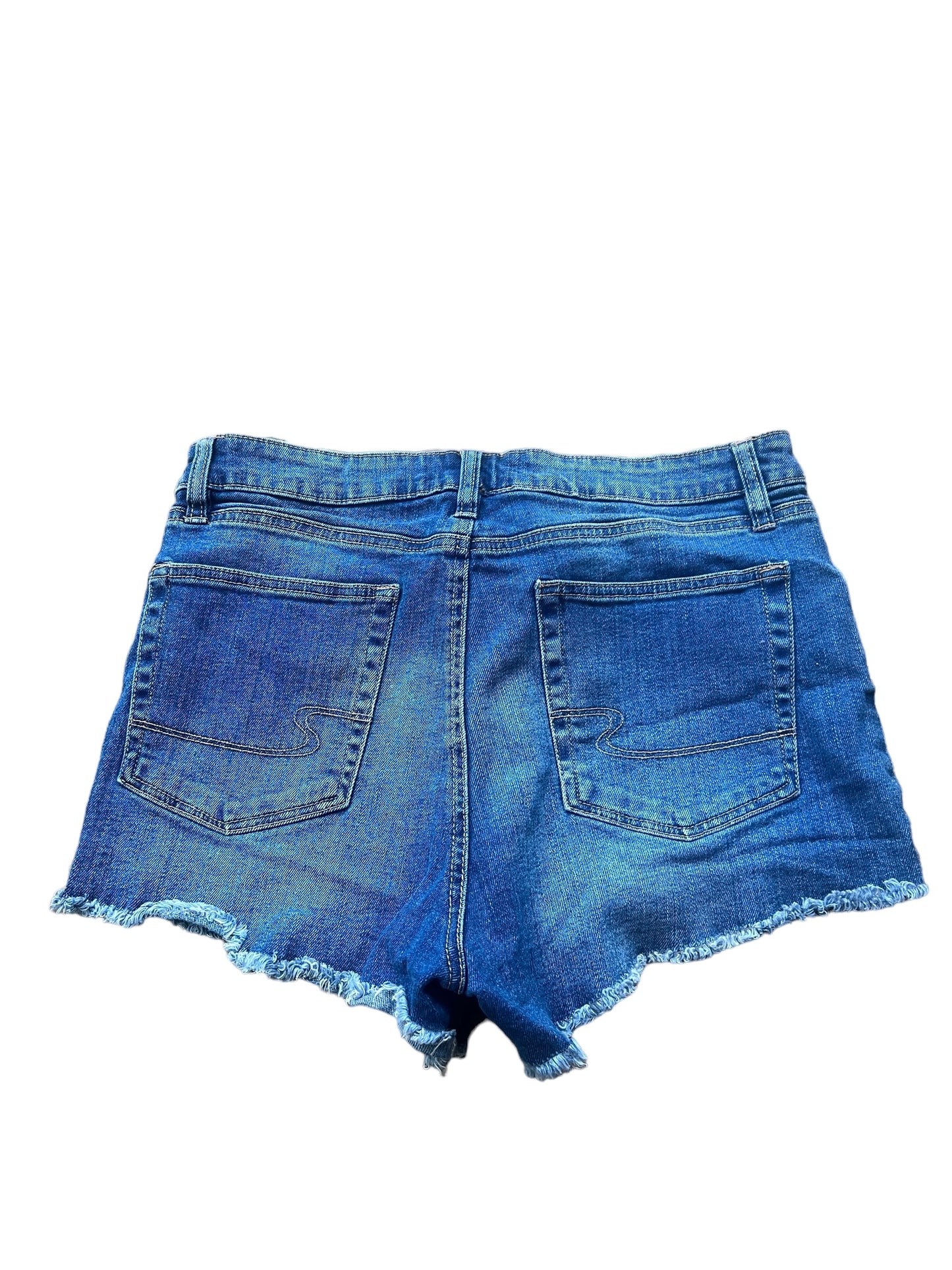 Eighty Two Shorts