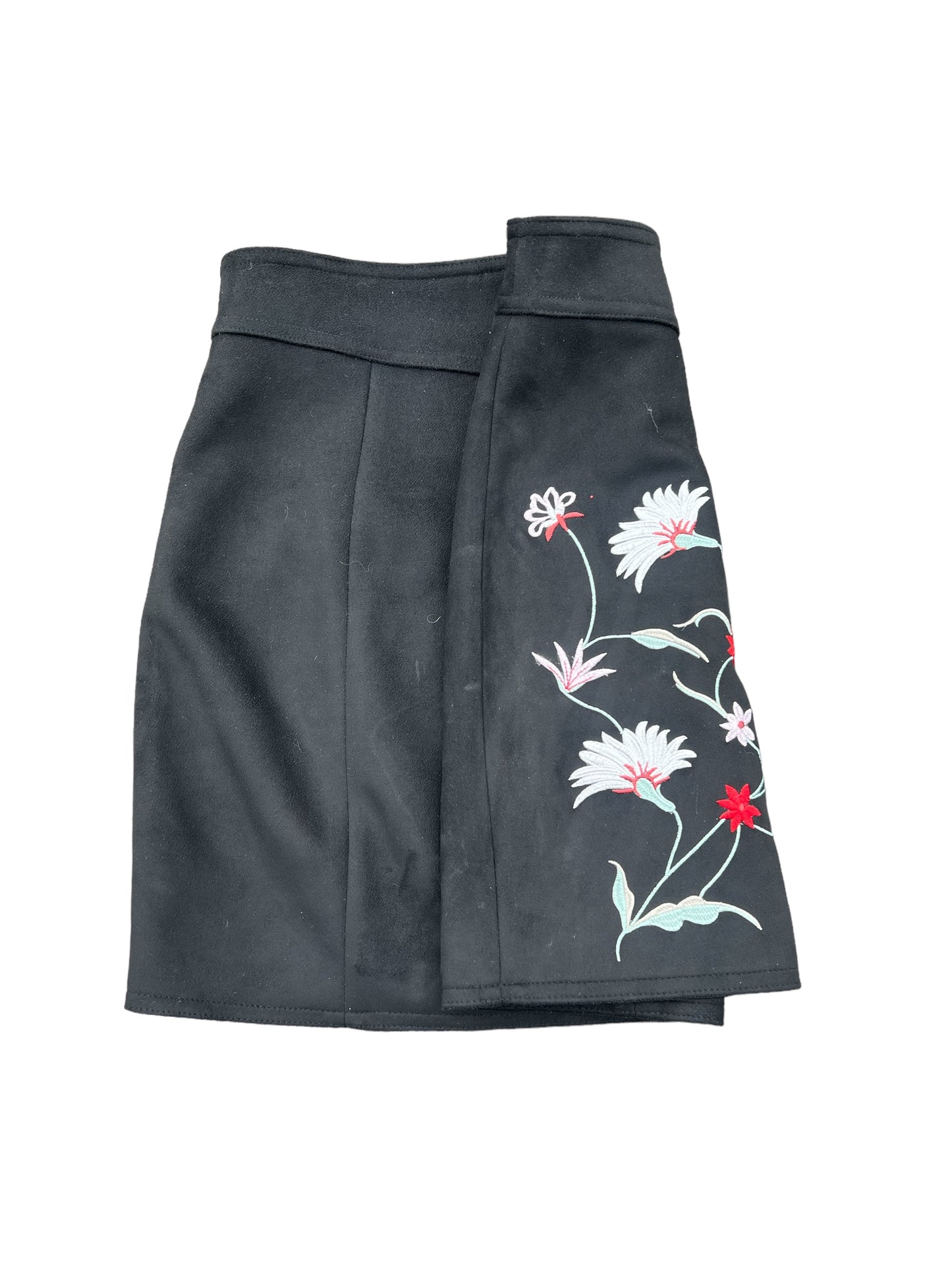 Dex Floral Embroidered Skirt
